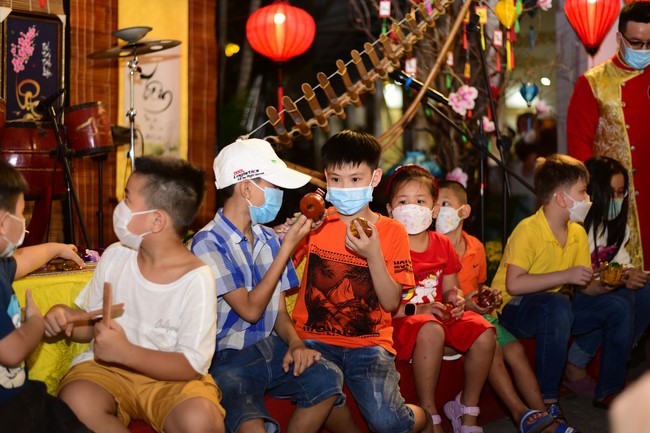 Chùm ảnh mồng một Tết Nhâm Dần